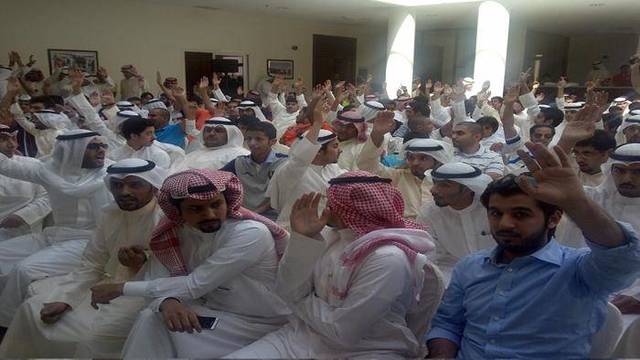 الأنوار القابضة توافق على بيع حصة في "الصقر" وشراء أرض