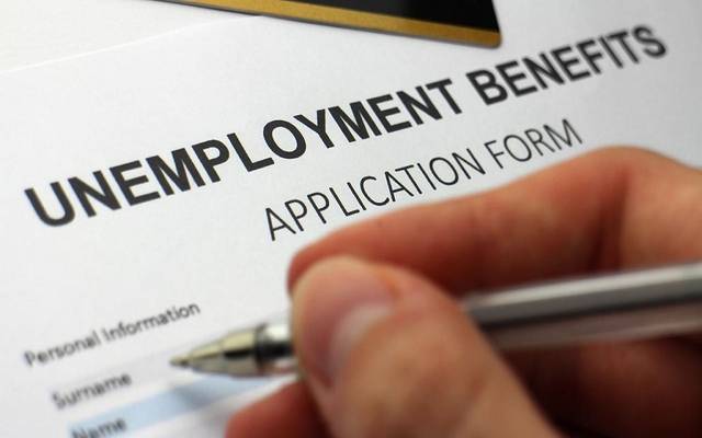 هبوط يتجاوز التوقعات لطلبات إعانة البطالة في الولايات المتحدة