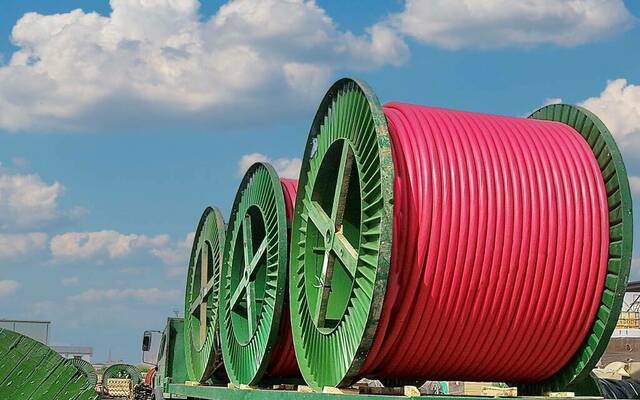 مصنع تابع لمجموعة- كابلات الرياض