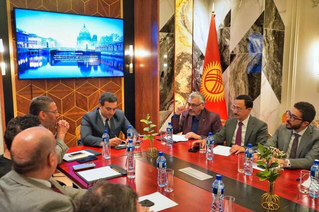 اجتماع الوفد الدبلوماسي المصري في قرغيستان