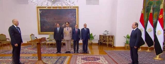 الرئيس عبدالفتاح السيسي خلال تأدية الحكومة الجديدة اليمين الدستورية