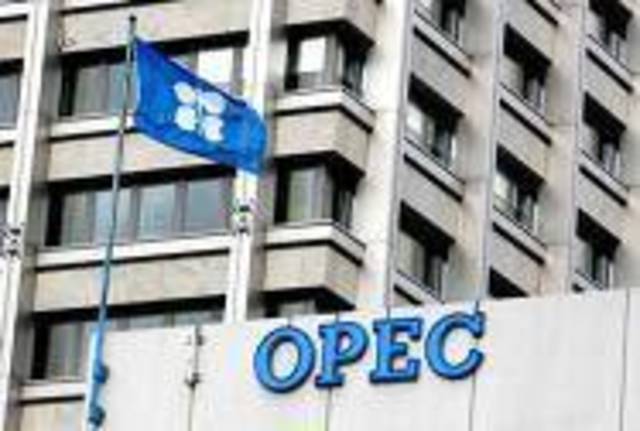 الإمارات: أوبك لن تغيير قرارها حتى لو وصل سعر النفط إلى 40 دولار للبرميل