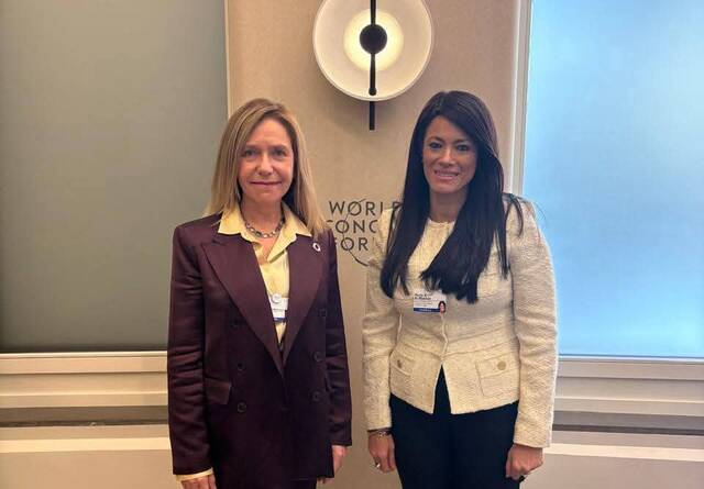 جانب من اللقاءات