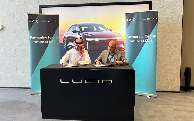 شركة البنية التحتية للسيارات الكهربائية EVIQ توقع مذكرة تفاهم استراتيجية جديدة مع مجموعة لوسيد Lucid