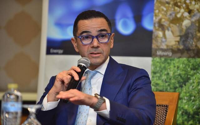 حسن الخطيب وزير الاستثمار والتجارة الخارجية