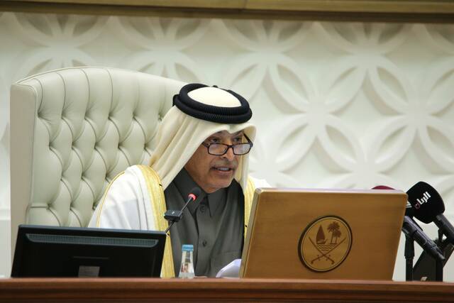 خلال الاجتماع