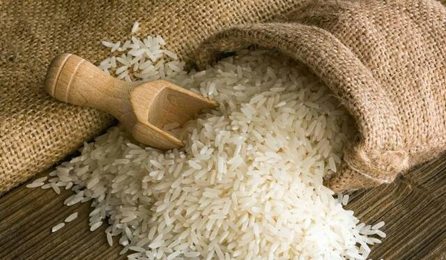 وزير التجارة: مخزون الكويت من الأرز يُغطي احتياجاتها عاماً