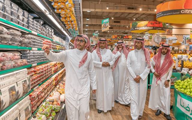 وزير سعودي: المنتجات الوطنية المعروضة في بعض متاجر التجزئة تصل إلى 70%