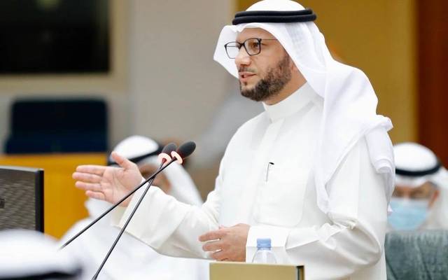 المالية الكويتية تطالب بالتحقيق بشأن مخالفات صرف إعانات نقدية