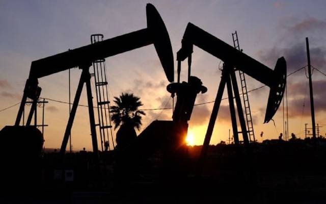 محدث.. النفط يتراجع عند التسوية مع مراقبة الأوضاع بالشرق الأوسط