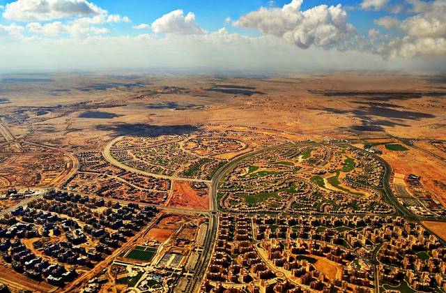 الجامعة الكندية تعتزم تأجير مبنى فندقي بمدينتي