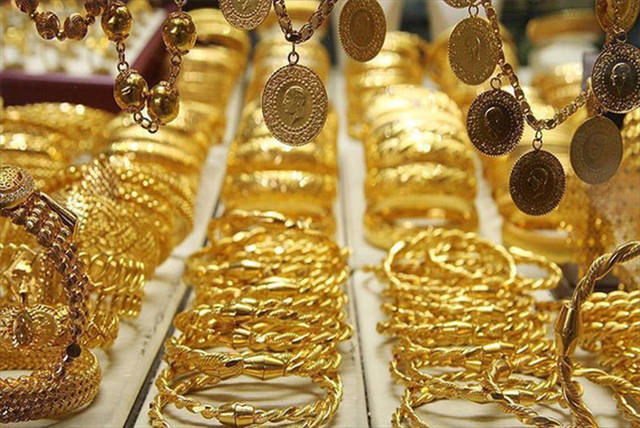 إنفوجرافيك.. الذهب يتصدر البضائع الأعلى قيمةً في تجارة دبي الخارجية