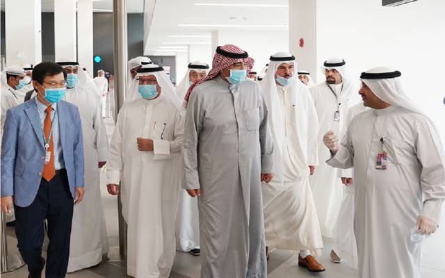 رئيس الوزراء يتفقد استعدادات مطار الكويت لاستقبال المواطنين العائدين من الخارج
