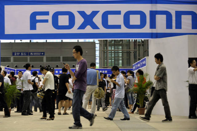 Taiwan’s Foxconn eyes fresh investments in Egypt