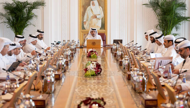 خلال الاجتماع