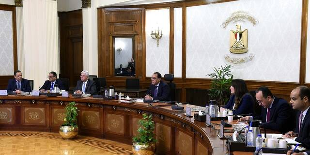 رئيس الوزراء المصري يوجه ببدء تنفيذ مشروع تطوير الهوية البصرية للطريق الدائري