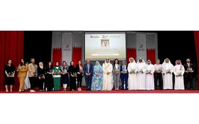 وزير بحريني: خطط لبناء كوادر وطنية تلبي احتياجات سوق العمل