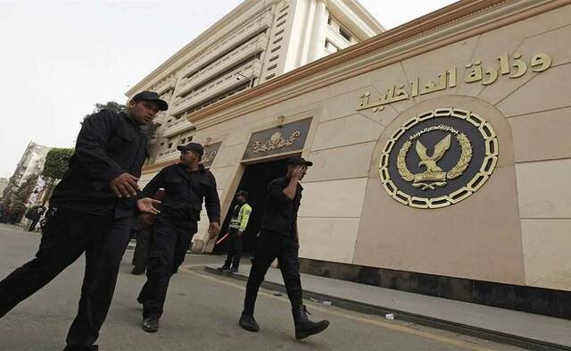 "الداخلية" المصرية توضح ملابسات اشتباكات الأمن ومسلحين في ساحل سليم بأسيوط