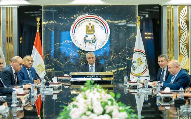 الدكتور مهندس صلاح سليمان جمبلاط وزير الدولة للإنتاج الحربي في مصر