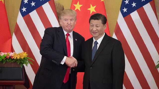 ترامب يجمد ضوابط التصدير لضمان اتفاق تجاري مع الصين