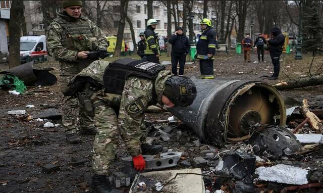البنك الأوروبي يوافق على المساهمة بإعادة إعمار أوكرانيا بعد الاتفاق على السلام