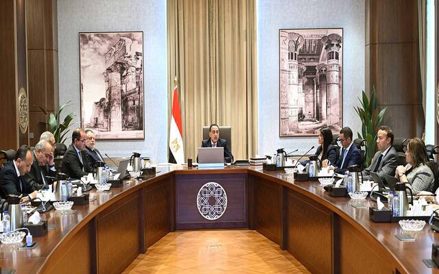 اجتماع لمتابعة مستجدات إجراءات تنفيذ برنامج الإصلاح الاقتصادي المصري