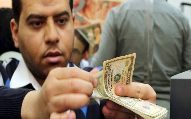 تحويلات المصريين بالخارج ترتفع 24% في 8 أشهر..والمحصلة 17.3مليار دولار