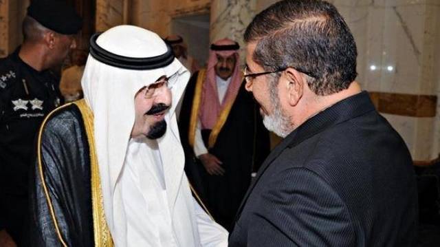 خبراء: دول الخليج لن تساعد مصر لعدم وجود تعاون من "الإخوان" 