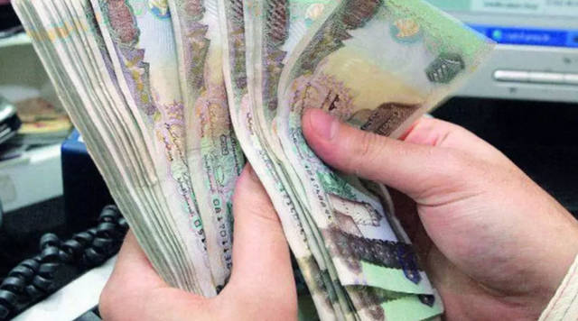 الدرهم الإماراتي يُعزز مكانته أمام العملات الرئيسية