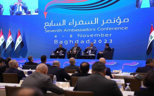 وزير النفط: زيادة معدل الصادرات من الحقول الجنوبية بواقع 350 ألف برميل يومياً