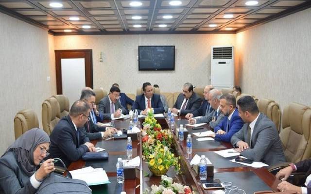 Iraqi MPs discuss monetary policy evaluation with the central governor