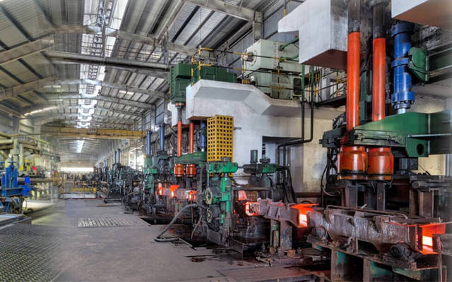 خطوط الإنتاج داخل شركة الجزيرة للمنتجات الحديدية
