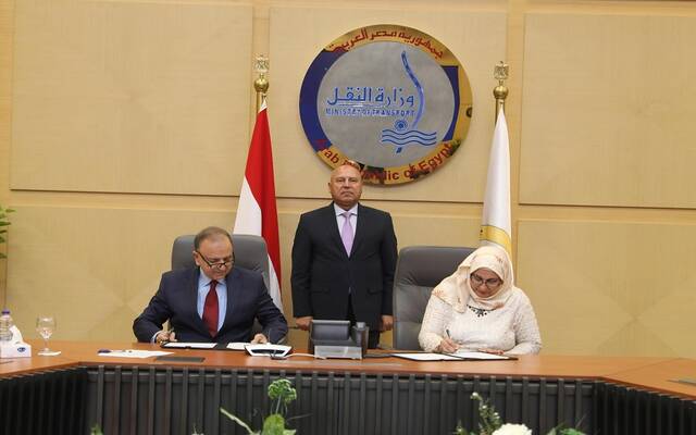 كامل الوزير نائب رئيس مجلس الوزراء للتنمية الصناعية وزير الصناعة والنقل