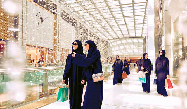 دبي تمدد ساعات عمل مراكز التسوّق