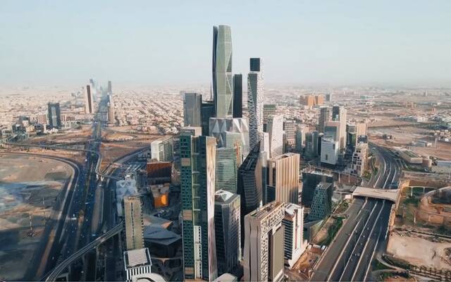 إنفوجراف.. حجم تحويلات الوافدين بالسعودية في 10 سنوات