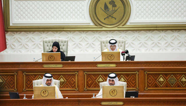 خلال اجتماع مجلس الشورى