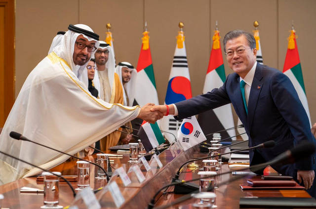 صور..محمد بن زايد والرئيس الكوري يشهدان توقيع عدد من الاتفاقيات