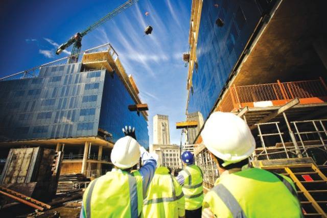 " الخضري" مشاريع كبيرة وقروض جديدة ..وسط تقهقر شركات المقاولات 