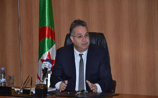 بوتفليقة يكلف وزير السكن بتولي وزارة النقل نيابة عن "زعلان"