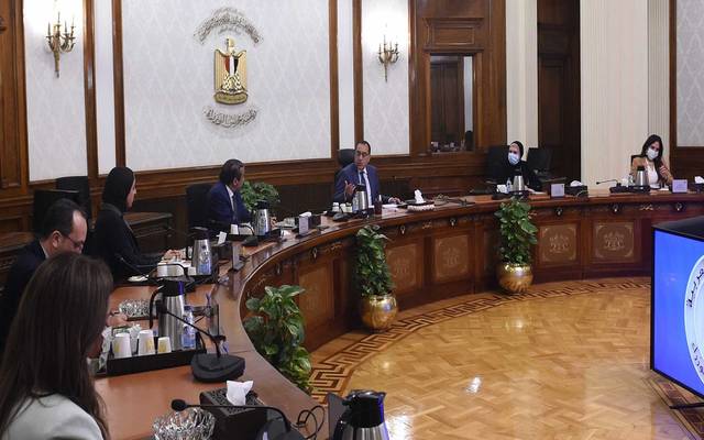 رئيس الوزراء المصري يؤكد حرص الحكومة على حل مشاكل المستثمرين