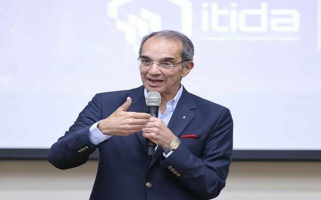 عمرو طلعت وزير الاتصالات وتكنولوجيا المعلومات المصري