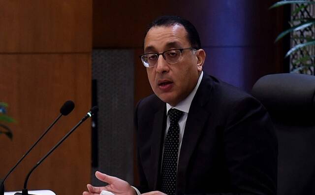 رئيس الوزراء المصري يتوجه إلى الدوحة في زيارة عمل