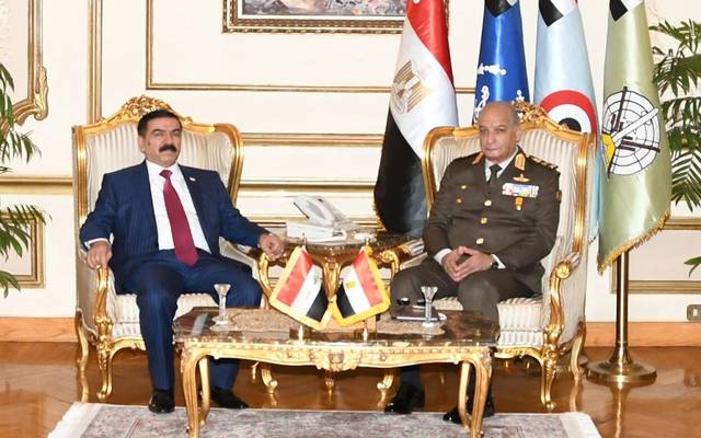 وزيرا الدفاع بمصر والعراق يبحثان التطورات على الساحة الإقليمية والدولية