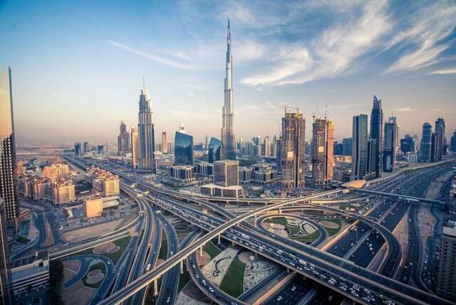 دبي وأبوظبي ضمن أفضل 5 مدن عالمية جاذبة للعمال