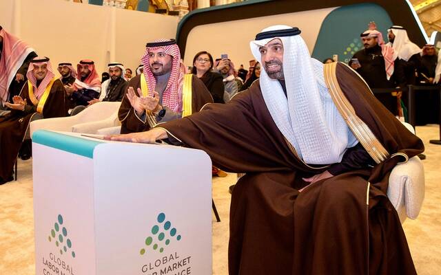 وزير الموارد البشرية والتنمية الاجتماعية رئيس مجلس إدارة صندوق تنمية الموارد البشرية المهندس أحمد بن سليمان الراجحي