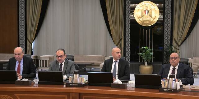 وزير التعليم المصري يُقدّم عرضاً لنظام بديل عن الثانوية العامة