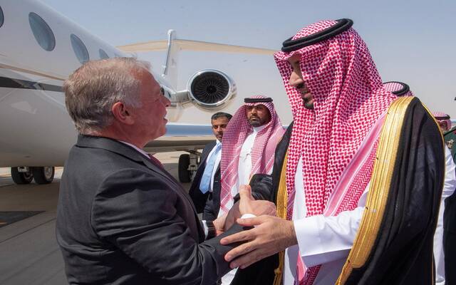 ملك الأردن يصل الرياض وفي استقباله ولي العهد الأمير محمد بن سلمان بن عبدالعزيز آل سعود