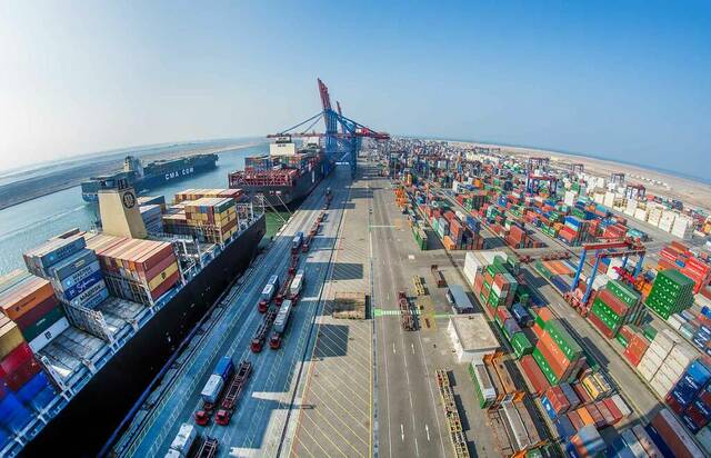 Egypt's merchandise exports grow over 5% YoY in Q1-24