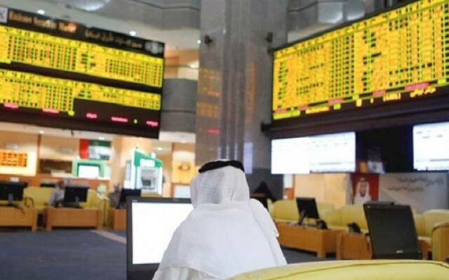 سهم "إي7" الإماراتية يقفز 11.9% عند الحد الأعلى بعد التجزئة