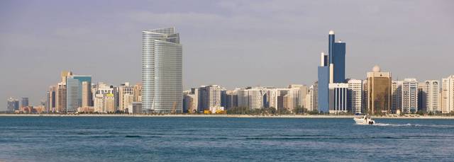 محللون: تأثير إيجابي لقرارات الهيكلة الحكومية على الاقتصاد الإماراتي